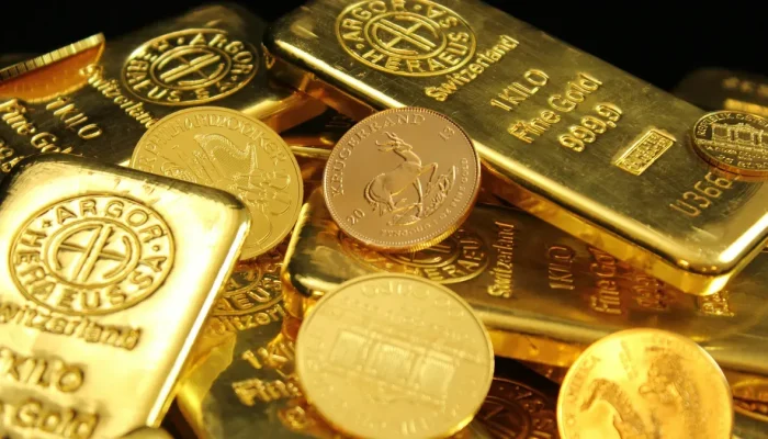 Harga Emas Antam Hari Ini 9 Februari 2026 di Jakarta Meroket ke Rp2,94 Juta per Gram, Simak Detailnya!