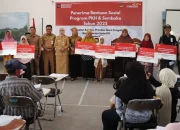 Percepatan Ekonomi Kerakyatan, Bank Mandiri Salurkan Bansos ke 7,45 Juta Penerima di 2025