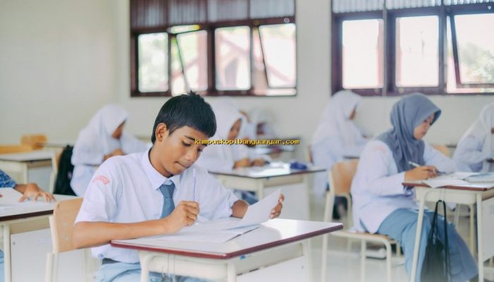 Cara Gampang Mengecek Penyaluran Dana BOS 2026 Lewat Internet!