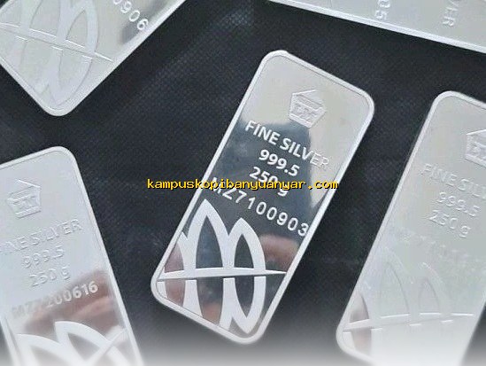 Harga Perak Antam Melonjak Tajam, Kini Tembus Rp55.100 per Gram!