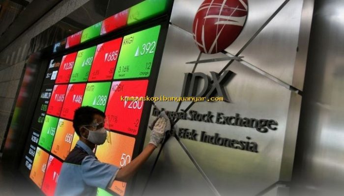 IHSG Melesat 77 Poin ke 8.349 di Awal Pekan Ini!