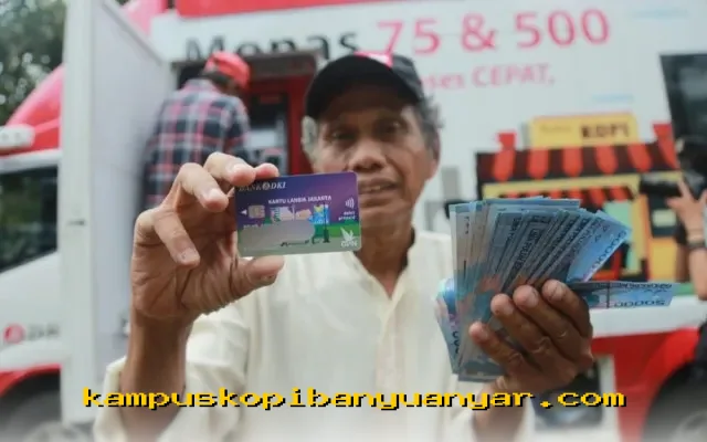 Bantuan Lebaran untuk Lansia Rp300.000, Siapa Saja yang Terima Bansos KLJ Maret 2026?